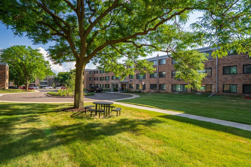 Amenities Aquila and Royal Park Apartments