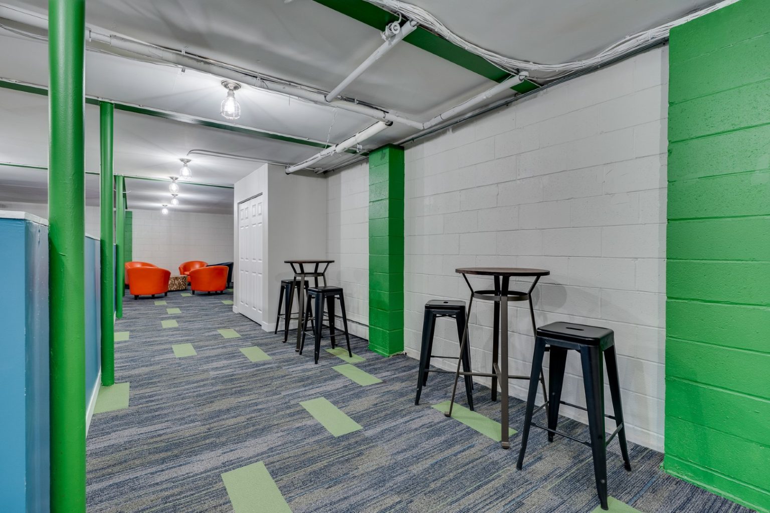 Amenities Aquila and Royal Park Apartments Newly Renovated